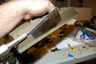 Minor diversion as i prepare the upper hull.  Side skirt shelves musT go!